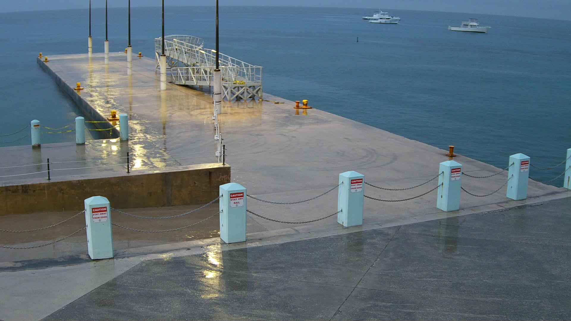 Cayman Port - RWT Wash Pier webcam